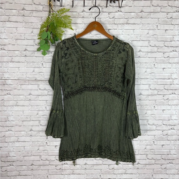 Vintage Tops - Vintage Y2K does 90’s Green Boho Crinkle Blouse